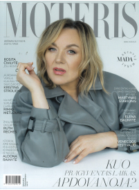 Moteris1{IMAGE}